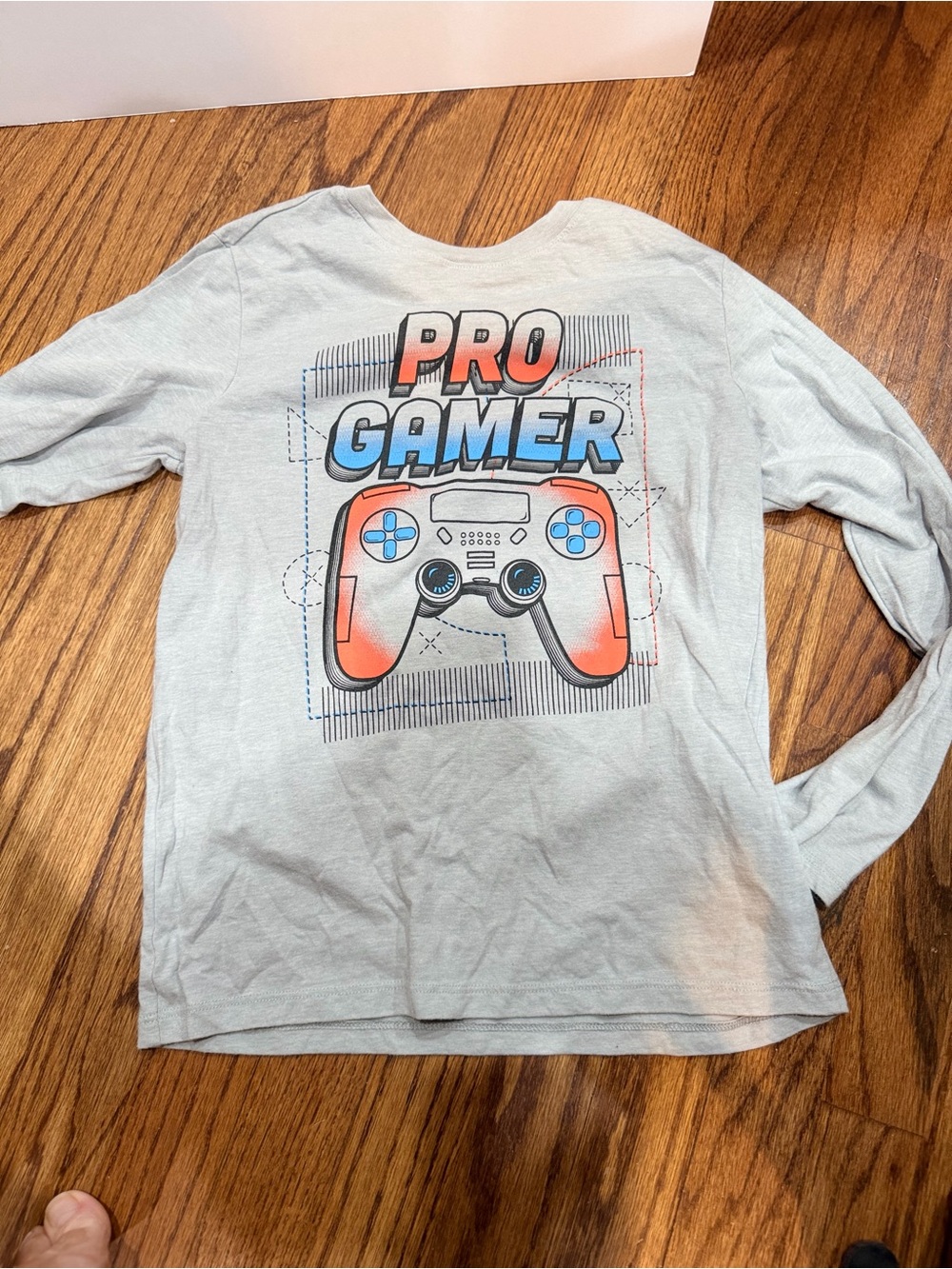 Pro Gamer Graphic Long Sleeve Shirt - Light Gray
